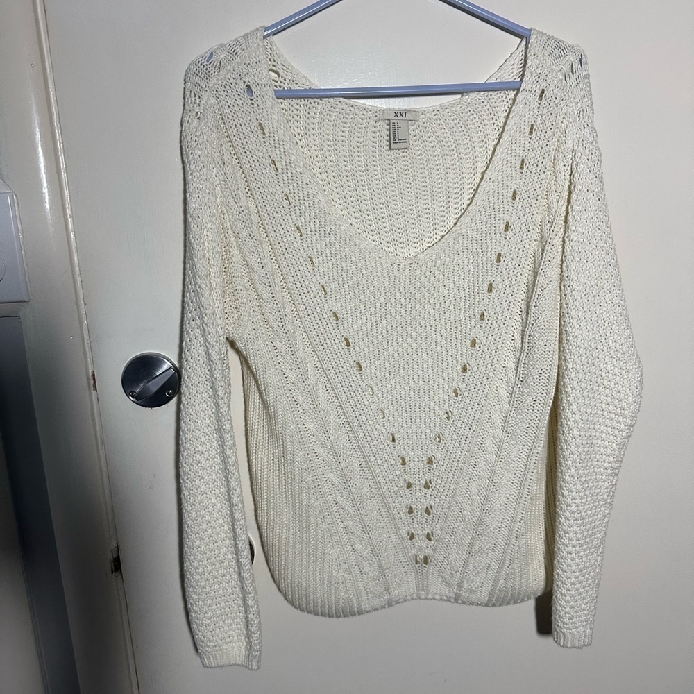 Forever 21 Ivory Knit V-Neck Sweater - Picture 2 of 7